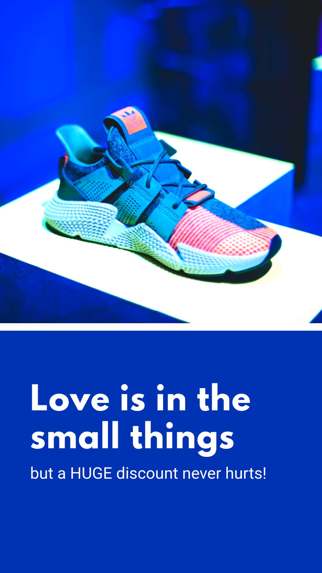 Valentine's Day Fashion Blue Shoe Love Animated-1080x1920px-Story