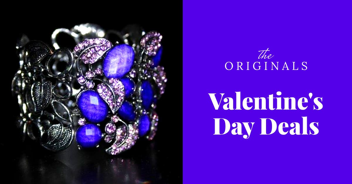 Valentine's Day Blue Jewelry Deals Animated-1200x628px-FacebookSponsoredMessage