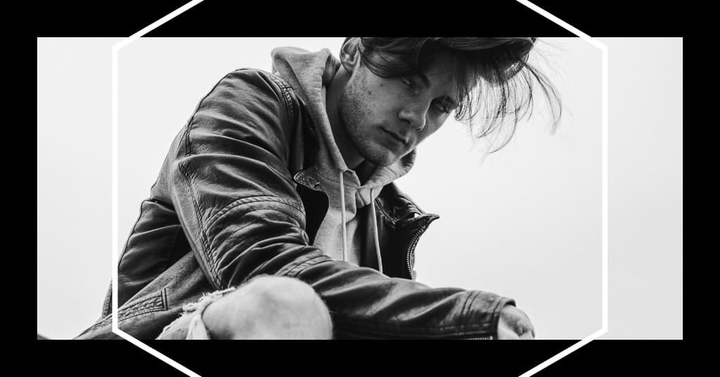 Black and White Ripped Man Fashion Responsive Landscape Responsive Landscape Art