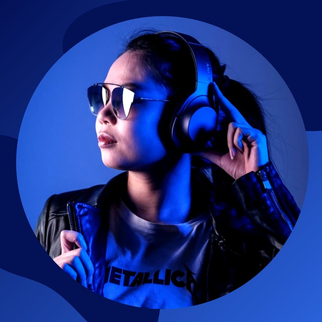 Blue Wireless Headsets Ecommerce Responsive Square Responsive Square Art