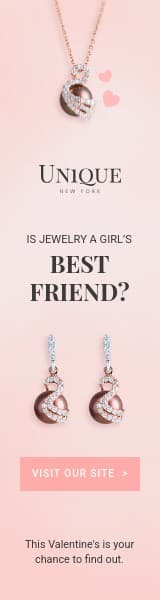 Jewelry Best Friend on Valentine's Day Wide Skyscraper